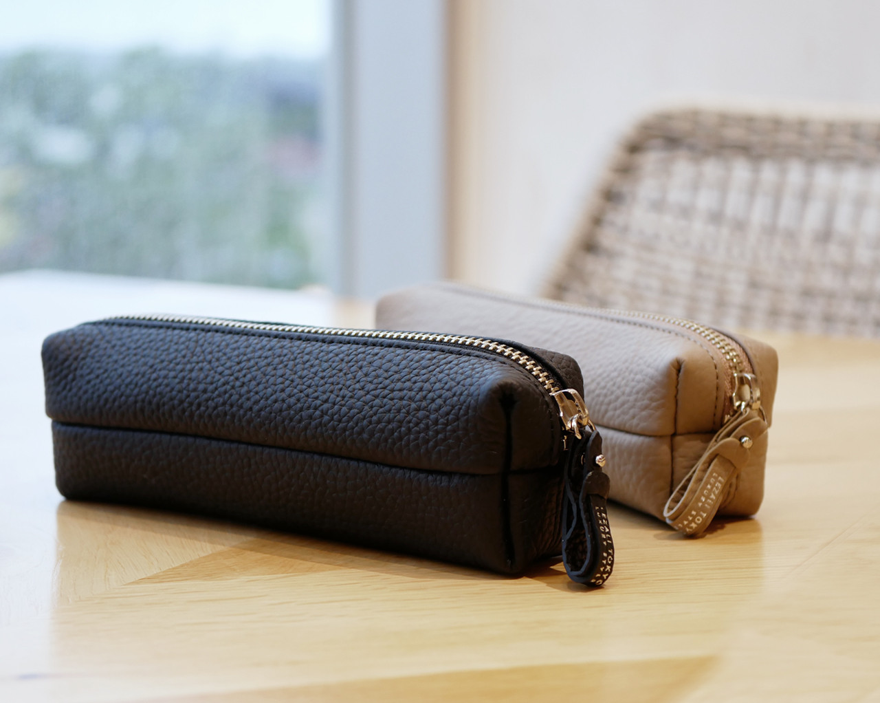 ✨️美品✨️ ロエベ アナグラム ケース シボ革 型押し レザー ベージュ アナグラム ケース ベージュ レザー ロエベ シボ革 型押し ✨️美品✨️