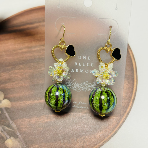 ♡スイカのピアス/イヤリング♡ ハンドメイド ピアス（フック 