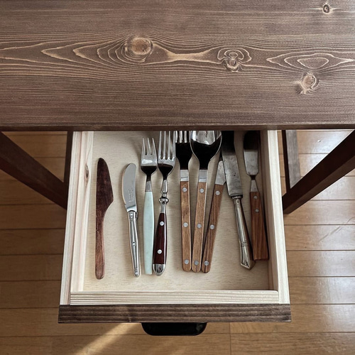 無垢材のカフェテーブル W69×D69cm 正方形 おうちカフェ ロー 無垢材のカフェテーブル W69×D69cm 正方形 おうちカフェ ロー