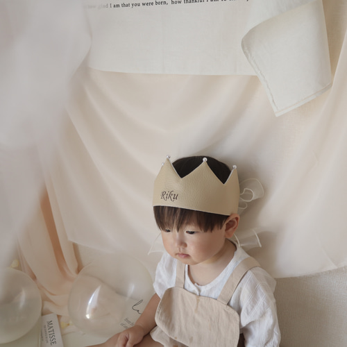 スーパーセール 半額タイムセール ❁名前入り❁ シンプルクラウン ベージュ クラウン バースデー ファッション雑貨
