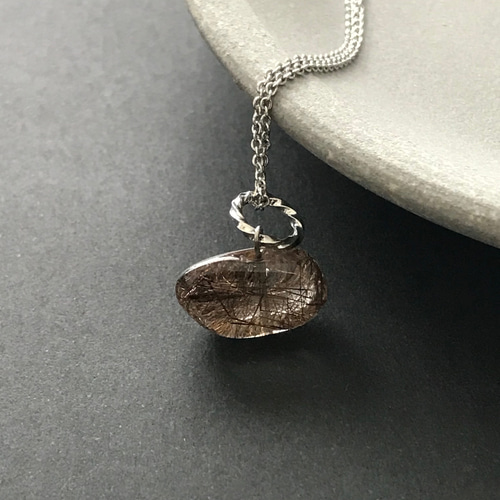 ブラックルチルクォーツペンダントトップ