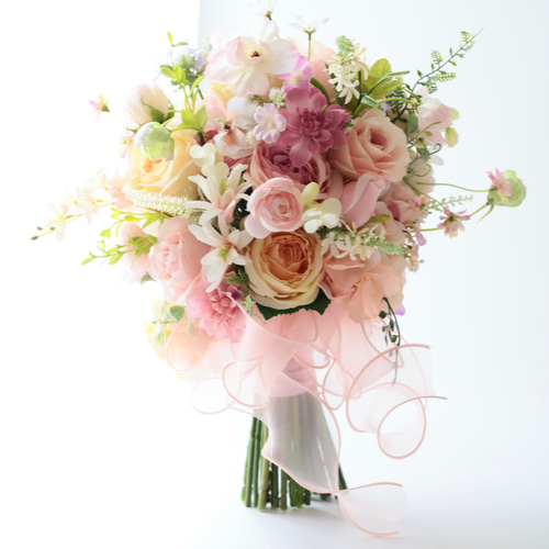 ふんわりローズのウェディングブーケ（アーティフィシャルフラワー