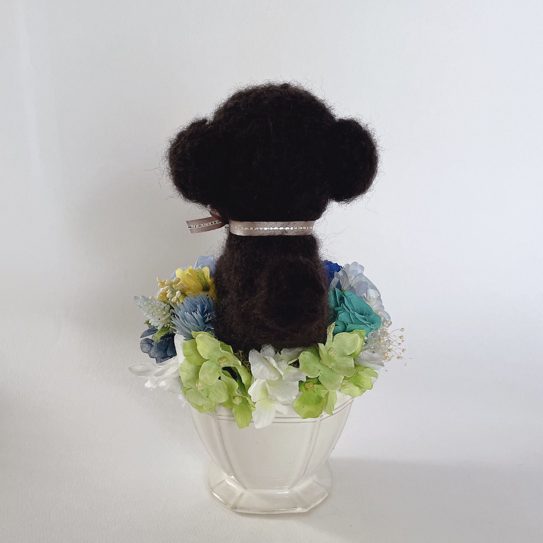 トイプードル（黒）のプリザーブドフラワーアレンジメント　ブルー　犬　母の日　花