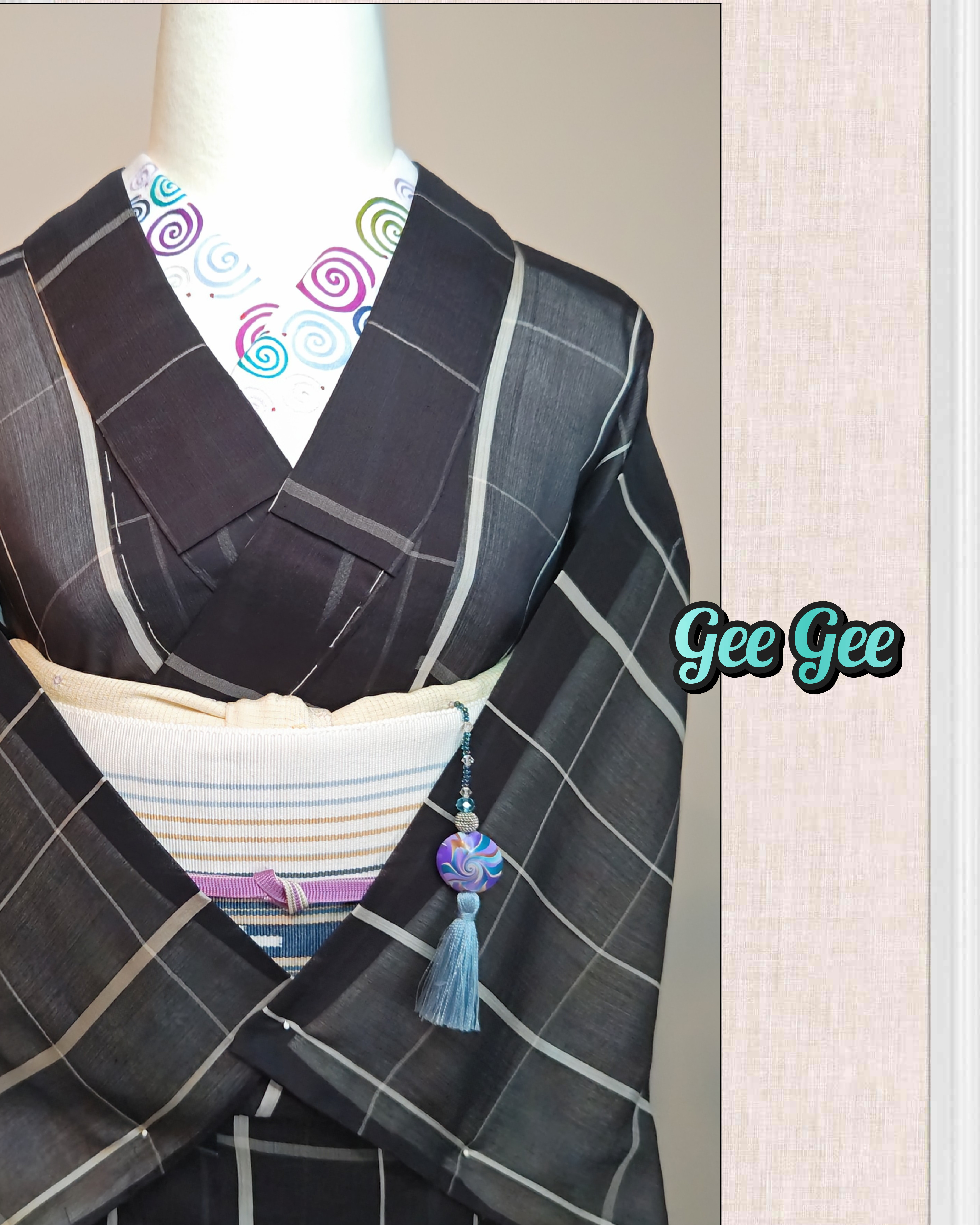 渦巻き・蚊取り線香・蚊取り豚 2024衣紋に柄有り