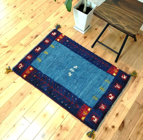 特価25％OFF】ペルシャ ギャッベ 玄関マット 88x60cm 青 ネイビー 生命