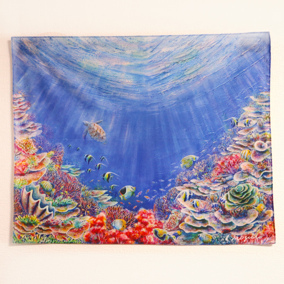 絵画をそのままプリントした綿100％大判ハンカチ「サンゴ礁の海