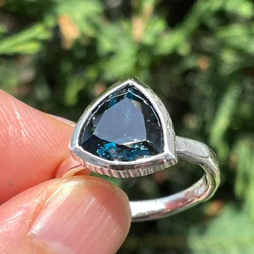 ブルートパーズさんの指輪たん！ ロンドン ブルートパーズ トリリアント 3.7ct シルバーSV925リング