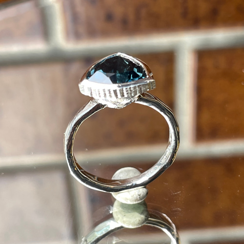 激レア【新品】ニードルイントパーズフリーサイズリング sv925 未処理 インペリアルトパーズ リング/指輪 1.577ct PT900 稀少石 黄金色の光彩