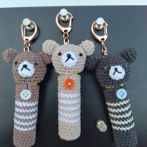 送料無料】ピーチベージュくまちゃん リップケース バックチャーム