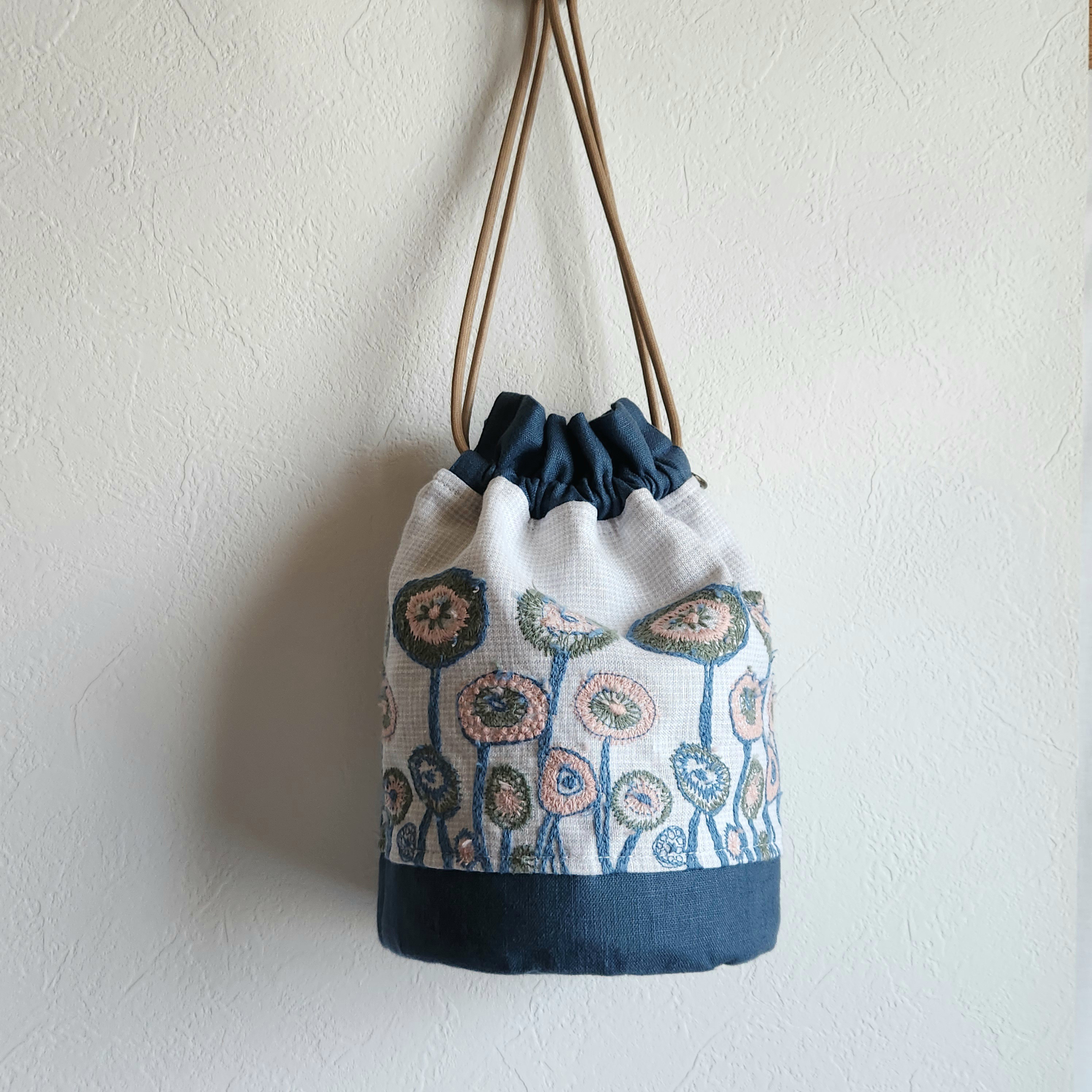 pathの巾着バッグ　ミナペルホネンのファブリックで