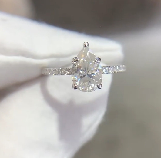 受注製作　6×9mm　1.5ct モアッサナイト　フルエタニティリング　ディティールリング　ゴールド　k18ジュエリー