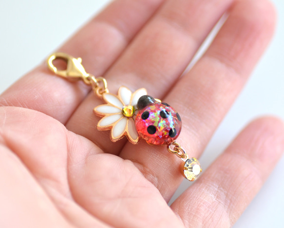 ☆てんとう虫チャーム(キラキラ) 4枚目の画像