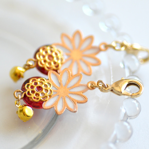 ☆てんとう虫チャーム(キラキラ) その他アクセサリー ma-mo 通販