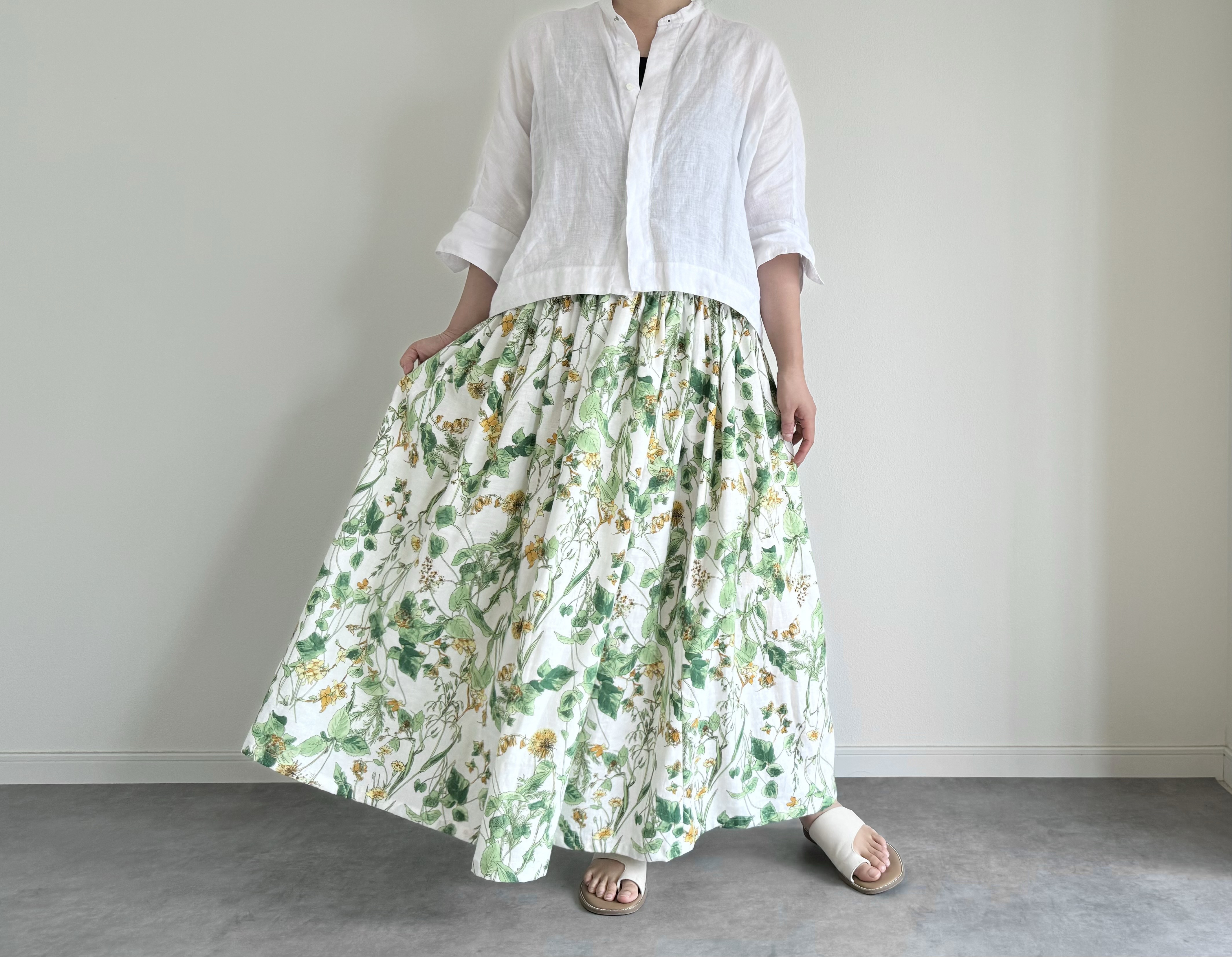 大人可愛いハーバルフラワーのリネンスカート　オフホワイト