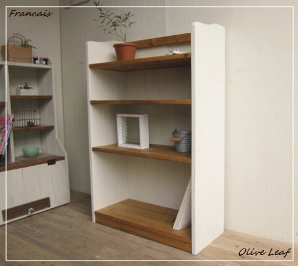 サイズ、デザインオーダー可！●４段ローラック●無垢材シャビーホワイト●受注製作 サイズ、デザインオーダー可！○4段ローラック○無垢材シャビー