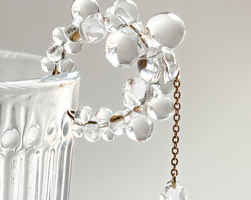 パールとガラス雫のイヤーカフ①　ペア　ハンドメイド パールとガラス雫のイヤーカフ①ペアハンドメイド