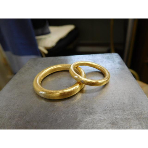 純金 結婚指輪 鍛造 24k 24金 k24 甲丸 超甲丸 荒削り 荒仕上げ