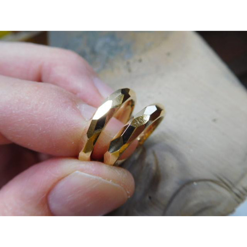 18k ゴールド 結婚指輪 鍛造 手作り 18金 k18 甲丸 3mm 彫金