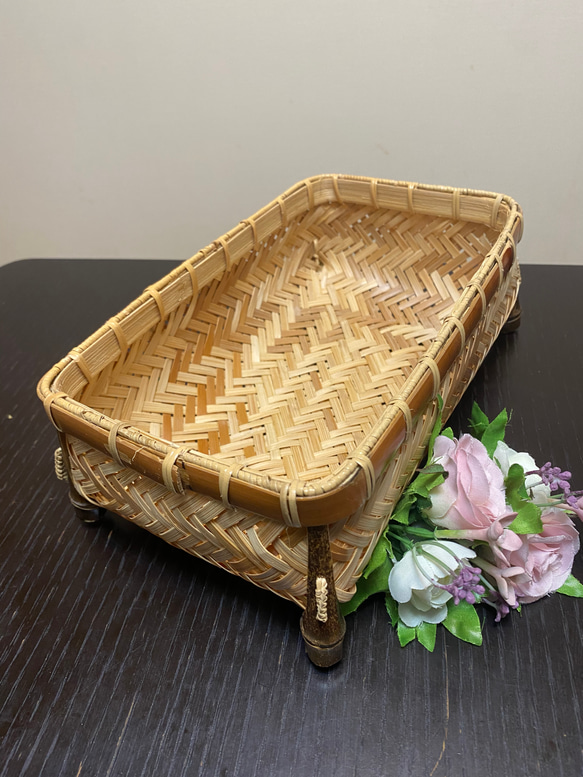 赤い竹模様の木製小物入れ 暮らしに寄り添う美しい竹の箱