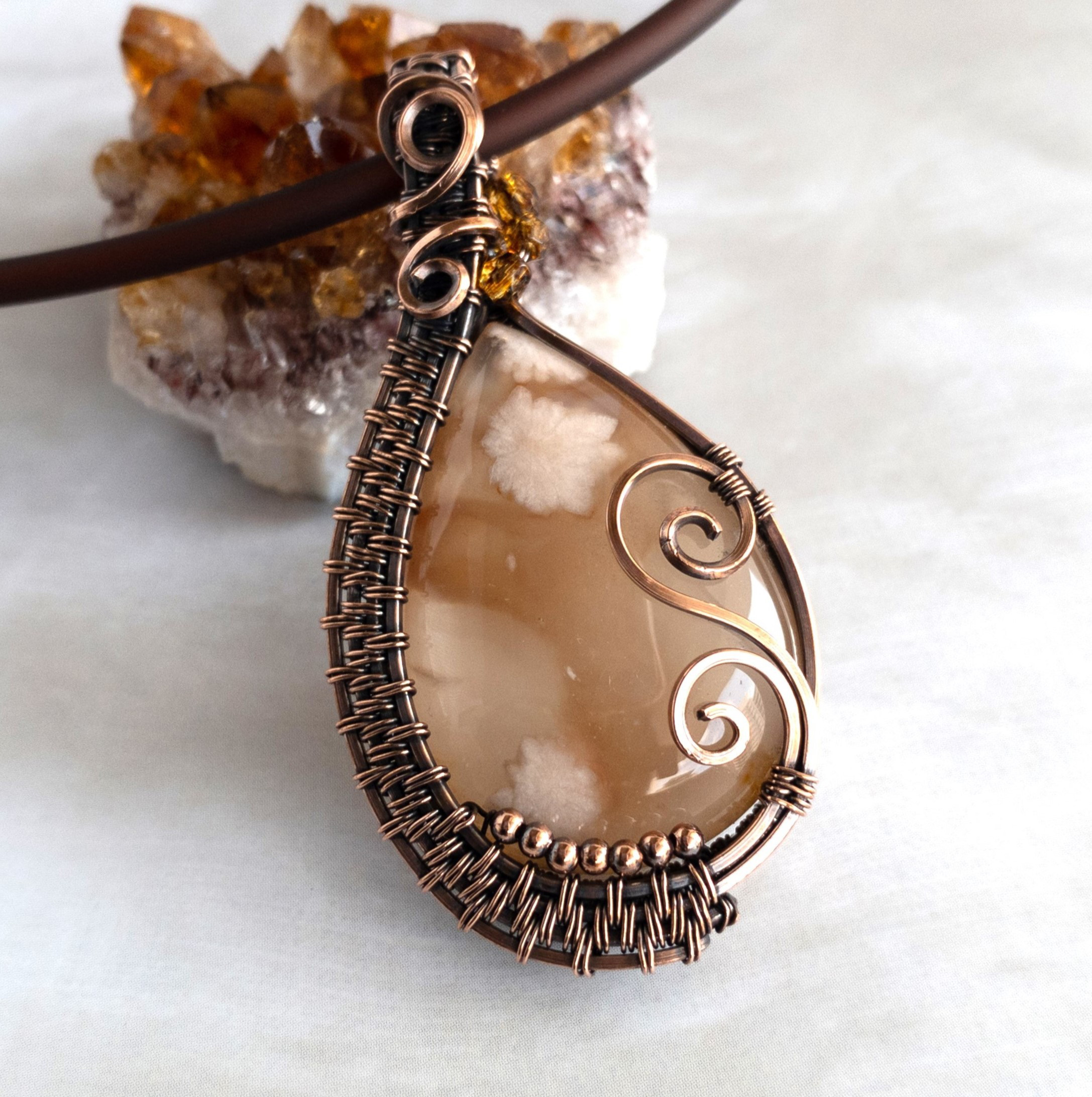 ＜チェリーブロッサムアゲート＞アーチステッチ ペンダント