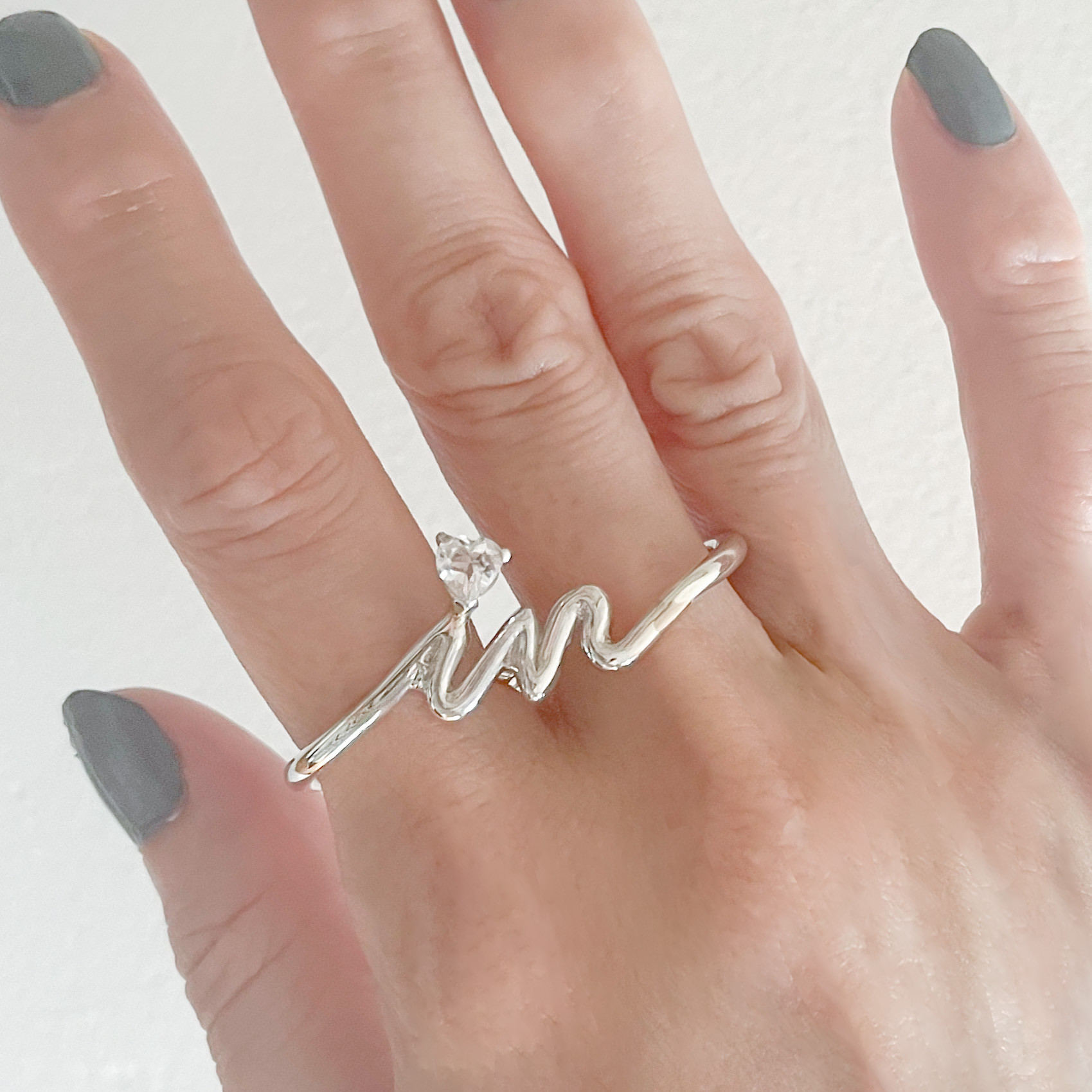 "in"double finger ring
