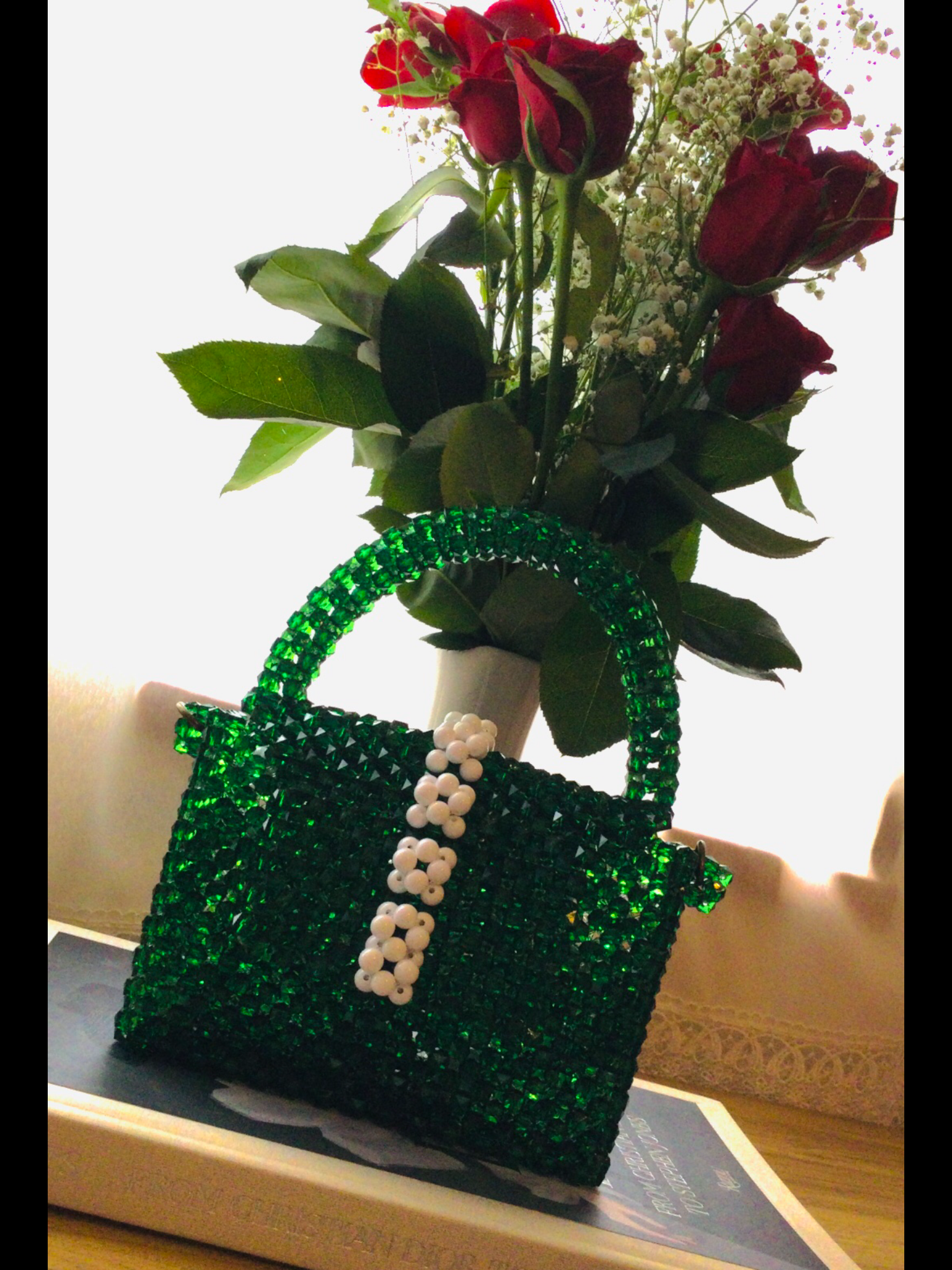 送料込み】『エメラルドの花飾り』ミニビーズバッグ ショルダーバッグ