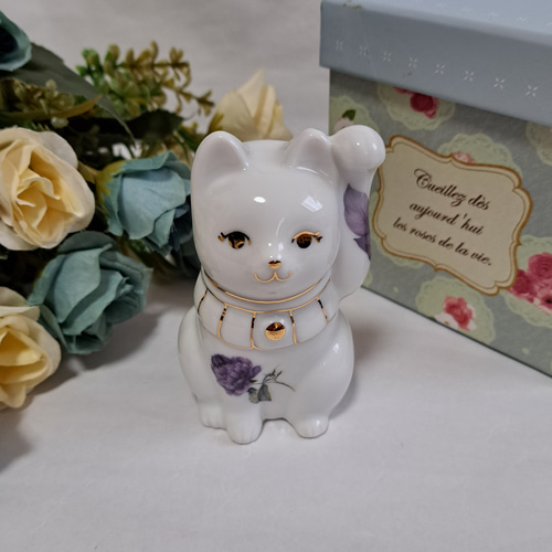 福を招く 招き猫 結婚祝い 還暦祝い 新築 玄関 リビング お花