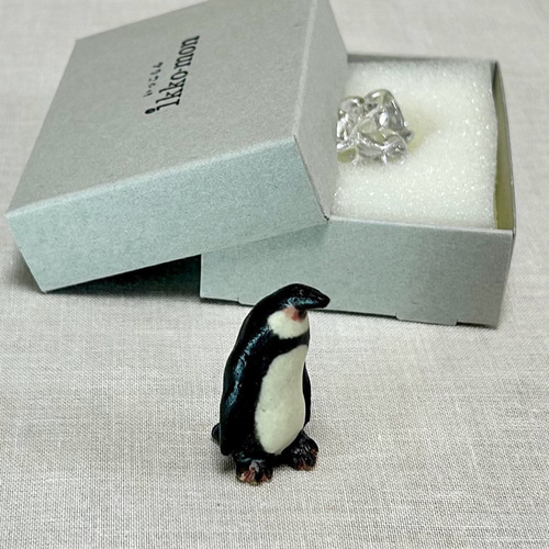 超小さなペンギン】一点もの作品 高さ約4センチ 手乗りペンギン