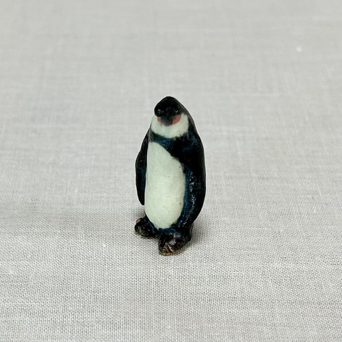 超小さなペンギン】一点もの作品 高さ約4センチ 手乗りペンギン