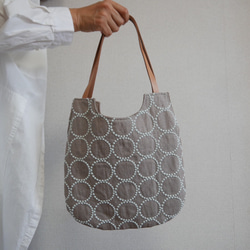 ミナペルホネンtambourine しずくバックL size brown × light blue