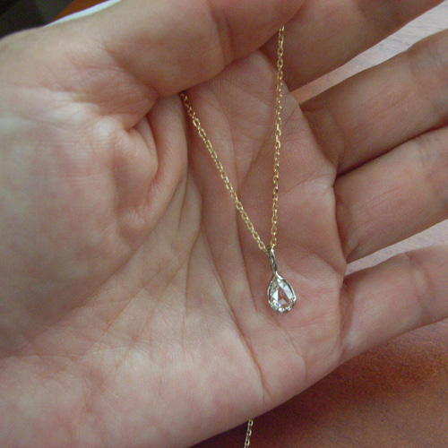 K18YG・WGしずく型ローズカットダイヤモンドネックレス ネックレス