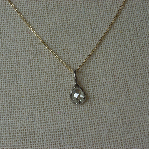 K18YG・WGしずく型ローズカットダイヤモンド（少しラフカット