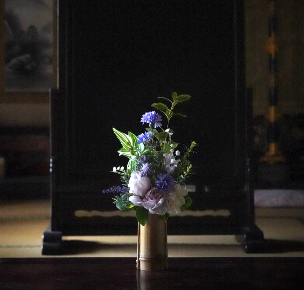 アーティフィシャルフラワー仏花（花丈22cm 下部のワイヤー含ま