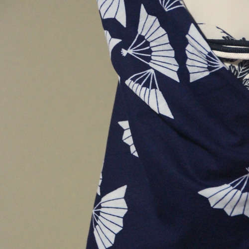 手染型藍染浴衣 濃紺 1970年万博記念反物 扇舞う舞妓さんの夏浴衣の