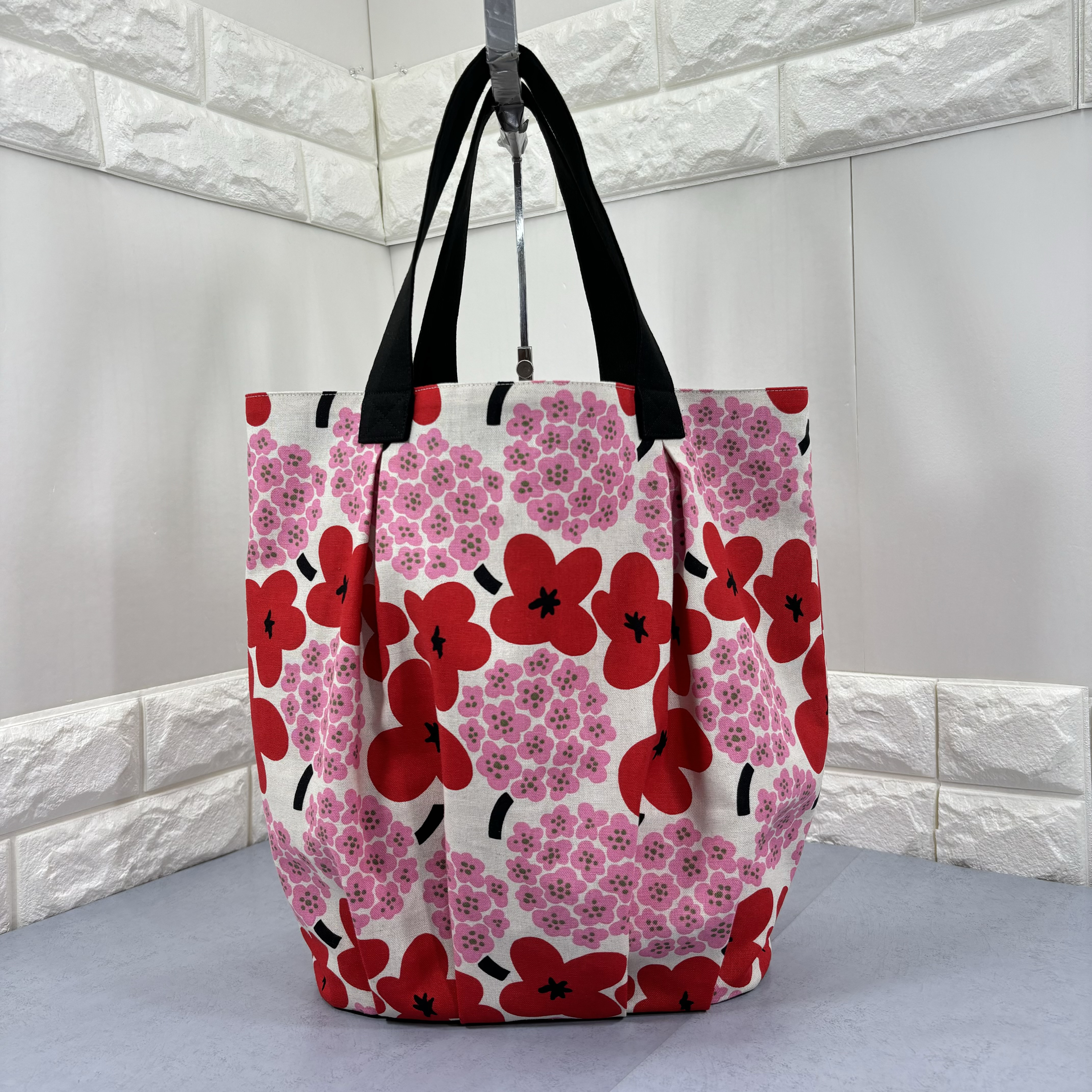 ミナペルホネン レッド×ライトグレータンバリンハンドメイドバック  