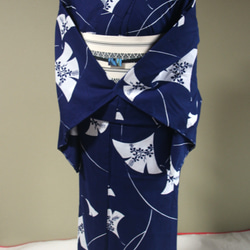 手染型藍染浴衣　濃紺　銀杏に萩が涼し気な秋の風を想わせる　トールサイズ袖長め　裄66ｃｍ　木綿 9枚目の画像