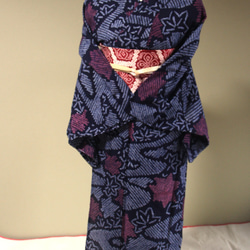 ◇現代 有松鳴海絞　浴衣◇【濃紺　赤】竜田川模様がクラシカルで涼し気な装いを演出　　裄68ｃｍ　木綿浴衣　 3枚目の画像