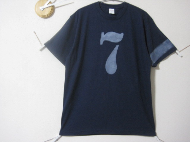 1点　染めペイント　ラージナンバー【7】ネイビー／ホワイト　染め/手書き/ペイント/ロック/アメカジ/音楽/ワンピ