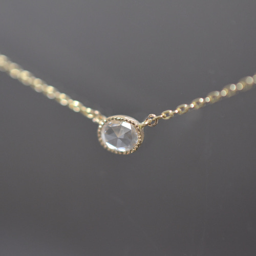 Ma minette」 オーバルローズカットネックレス ネックレス・ペンダント