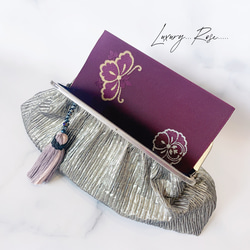 フランス製メタルブラックシルバー変わり織りの光沢が気品漂う特大タッセル　 がま口バッグ　クラッチ　ミニバッグ　フォーマル 9枚目の画像