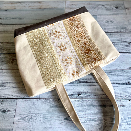 A4サイズ収納可能！美しいインド刺繍リボンのトートバッグ トート 