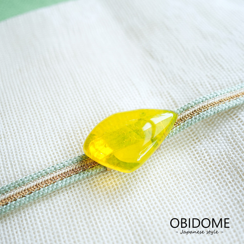 ガラスの帯留め/イエロー その他アクセサリー キッタヨーコ 通販  