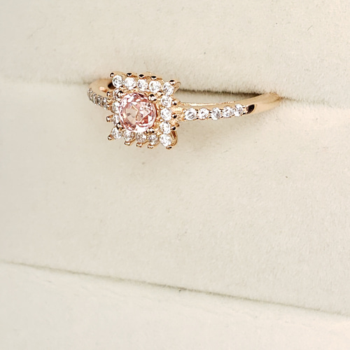 幻のサファイア? パパラチアサファイア ピンクオレンジ 4mm ラウンド