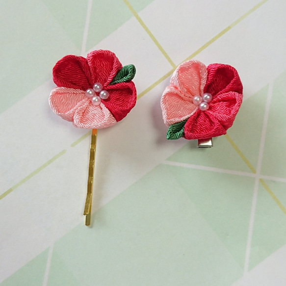 《再販》♡人気♡【ヘアゴム&髪留め♡２点セット】 ♡ヘアゴム・髪留め追加購入可♡　つまみ細工　赤/青/ピンク 5枚目の画像