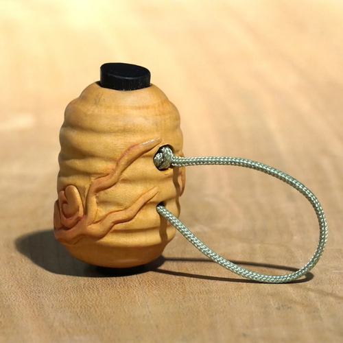 提灯お化け 根付 妖怪根付 彫刻 森 和輝 通販 17935419｜Creema(クリーマ)