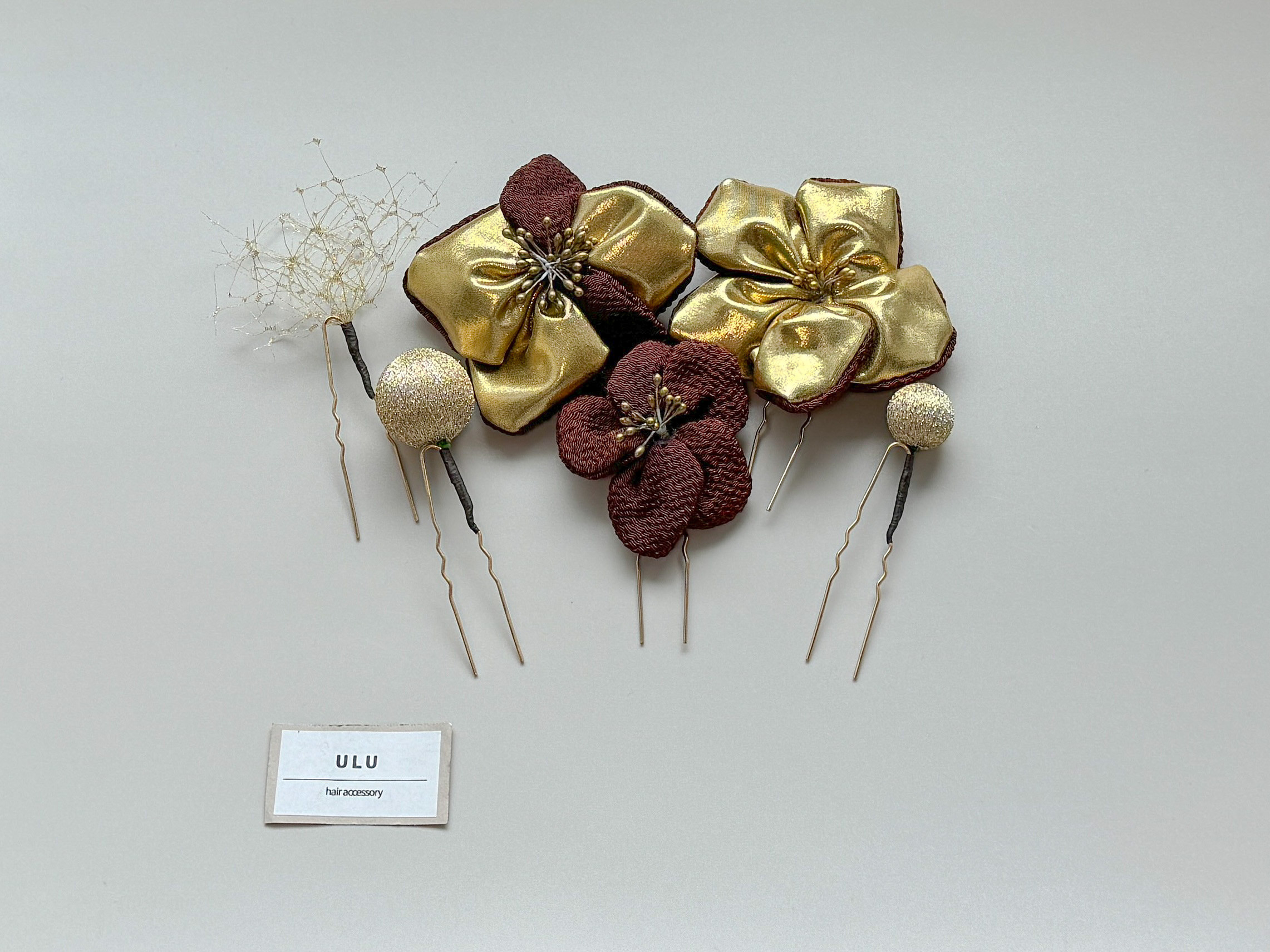 ちりめん細工 髪飾り ブラウンゴールド 玉かんざし 和装 成人式 結婚式 卒業式 ヘッドドレス 振袖 袴 つまみ細工