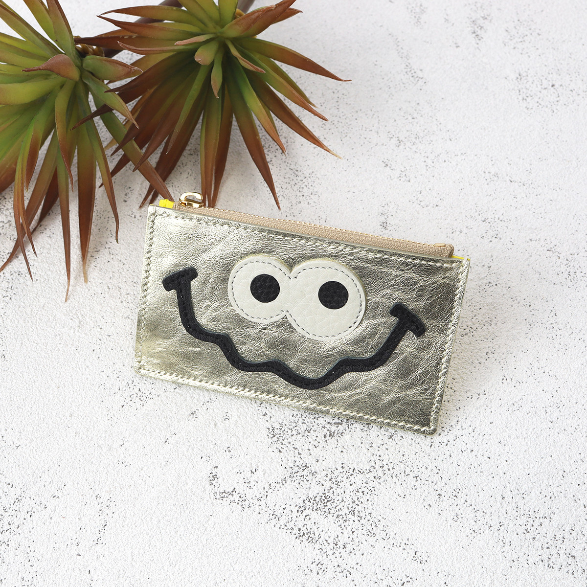 【ミラーゴールド】思わず誰かに見せたくなる/身軽に時短決済♪最軽量のスマート財布/フラグメントケース【キョロメver.】
