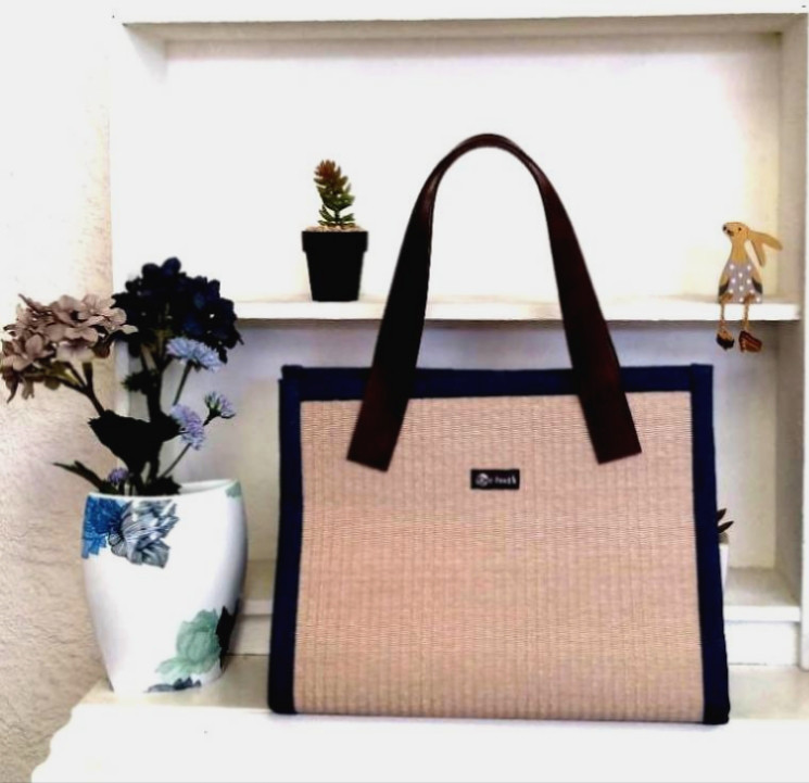 たたみ素材トートバッグ