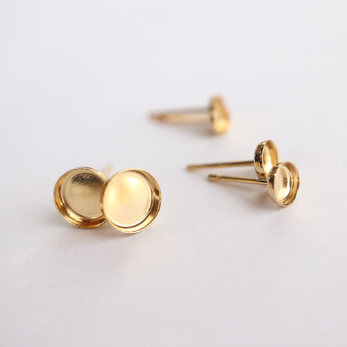 14KGF ピアスポスト スクエア 5mm 1ペア480円！｜ゴールド