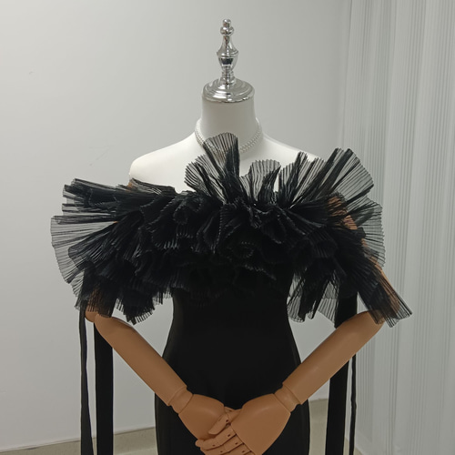 人気上昇！ カラードレス 黒 ラッフルフリル 2次会 挙式 オフショル 短  